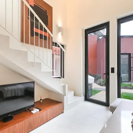 On - Cozy - Free Parking & Pet Friendly شقة