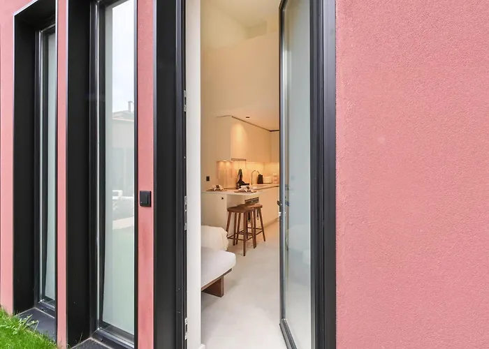 Διαμέρισμα On - Cozy - Free Parking & Pet Friendly *