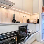 On - Cozy - Free Parking & Pet Friendly * بورتو